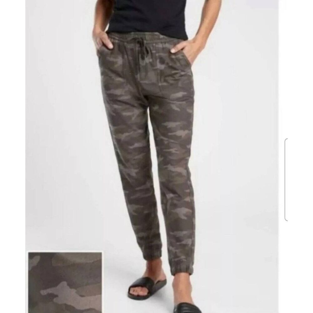 Athleta‎ Camo Farallon Jogger Size 6P